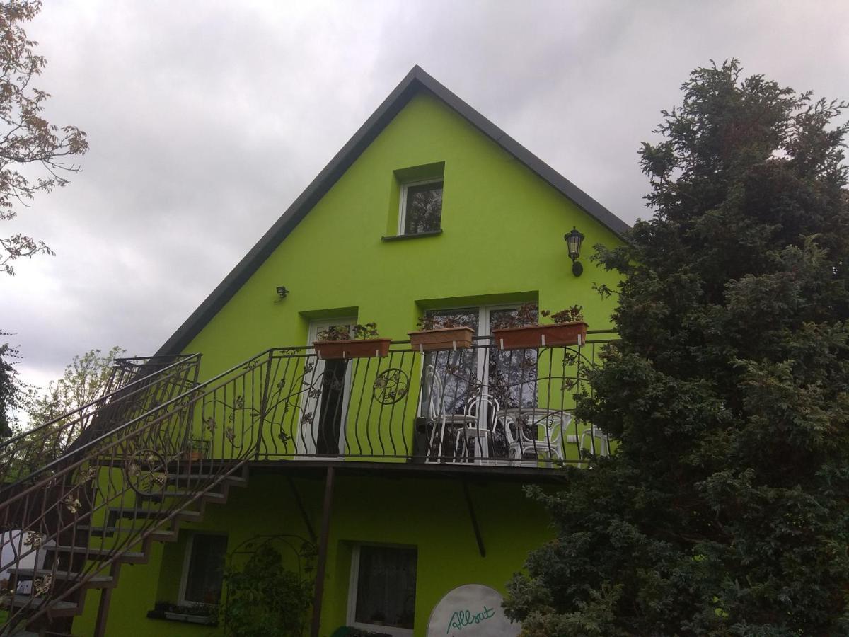 Farcik Pokoje Goscinne Nowa Wies  Экстерьер фото